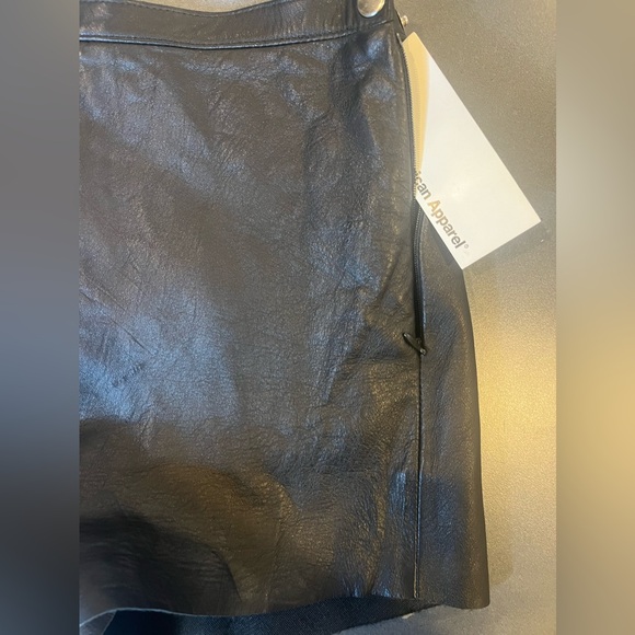 NWT // American Apparel // Black Leather Tap Shorts // Size 24/25 - Picture 8 of 12